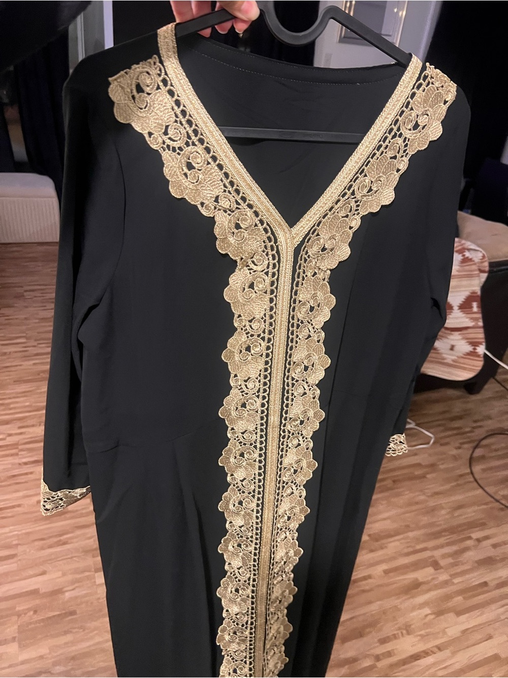 NEW Kaftan / abbaya size L from UAE